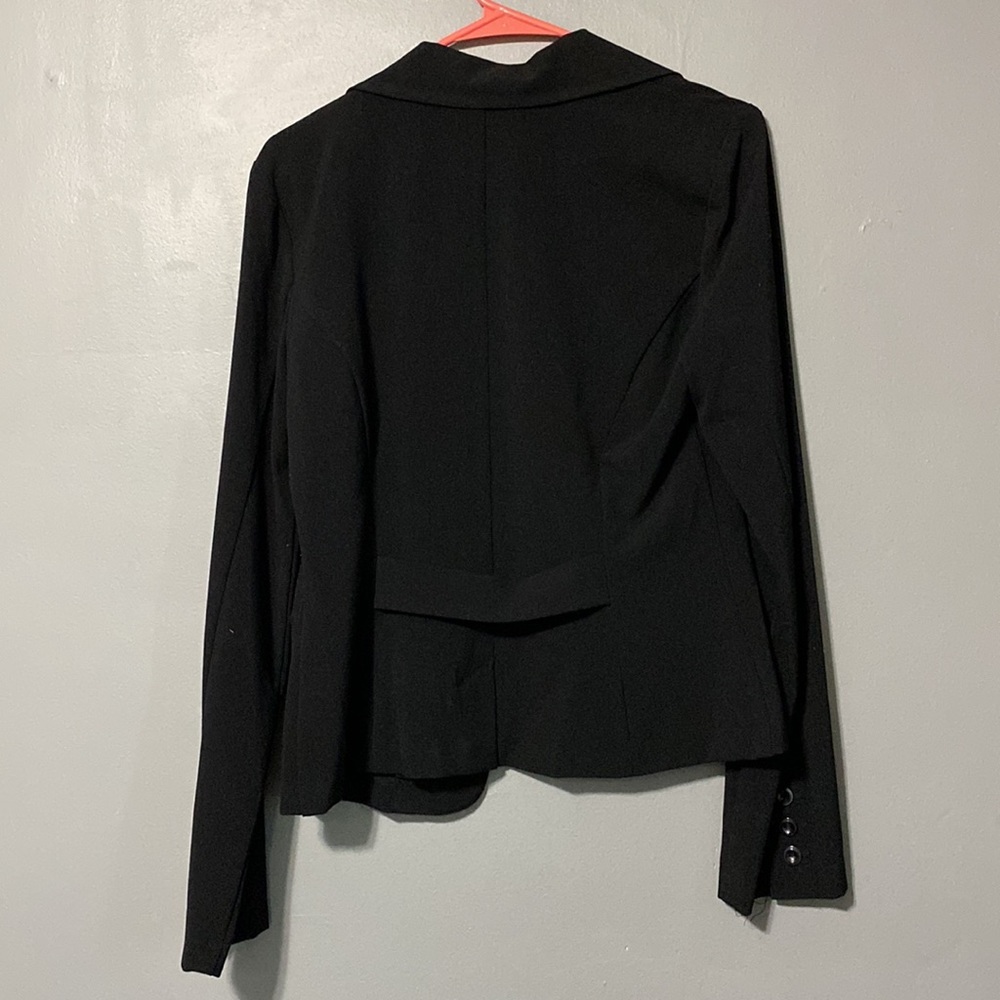Blazer - Picture 2 of 3